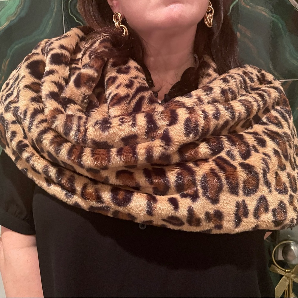 Eloquii Leopard Print Faux Fur Shawl/Wrap NWT